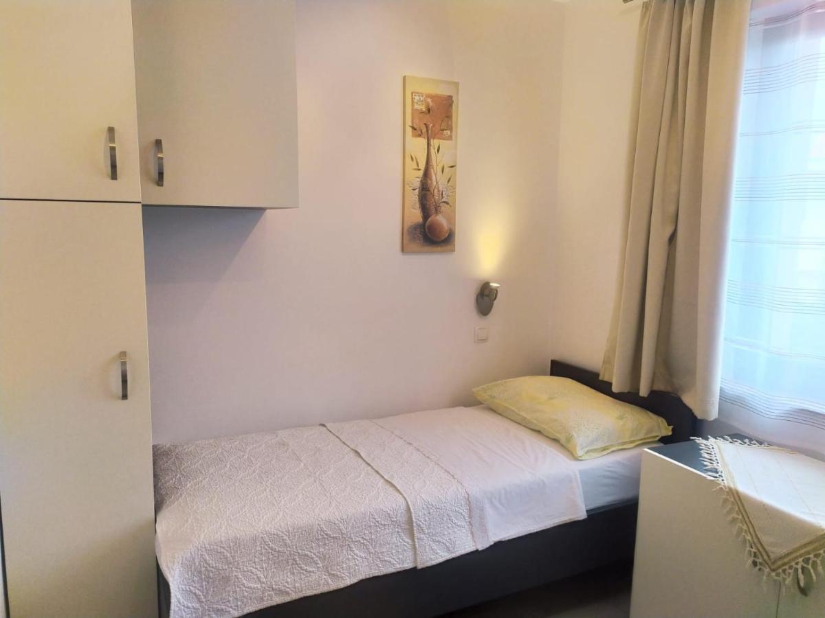 Rimbaldo Apartments Крк Екстер'єр фото